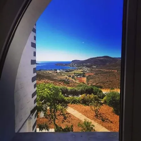 Agriolivadi View House בית נופש