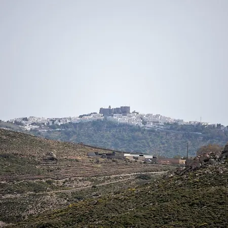 Agriolivadi View House בית נופש *